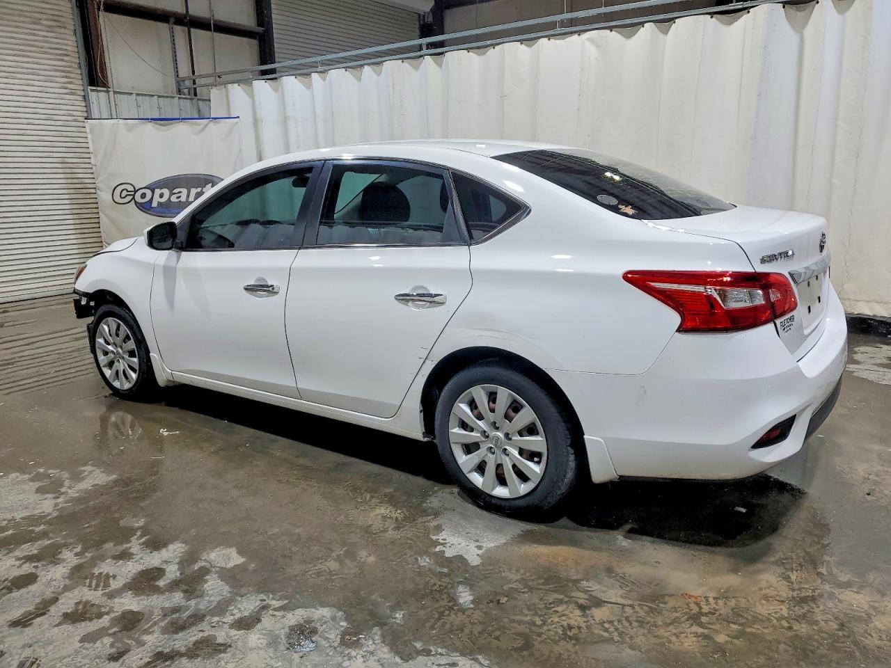2019 Nissan Sentra S - Фото 2