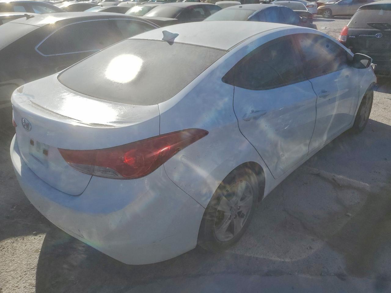 2012 Hyundai Elantra Gls - Фото 3