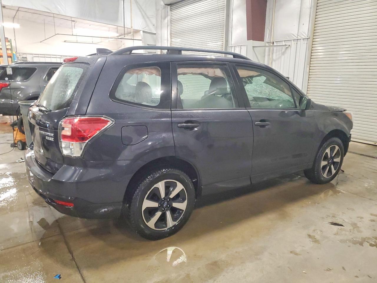 2017 Subaru Forester 2.5I - Image 3