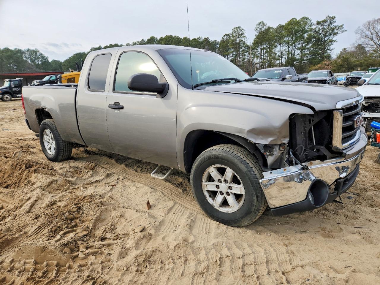 2008 GMC Sierra K1500 - Image 4