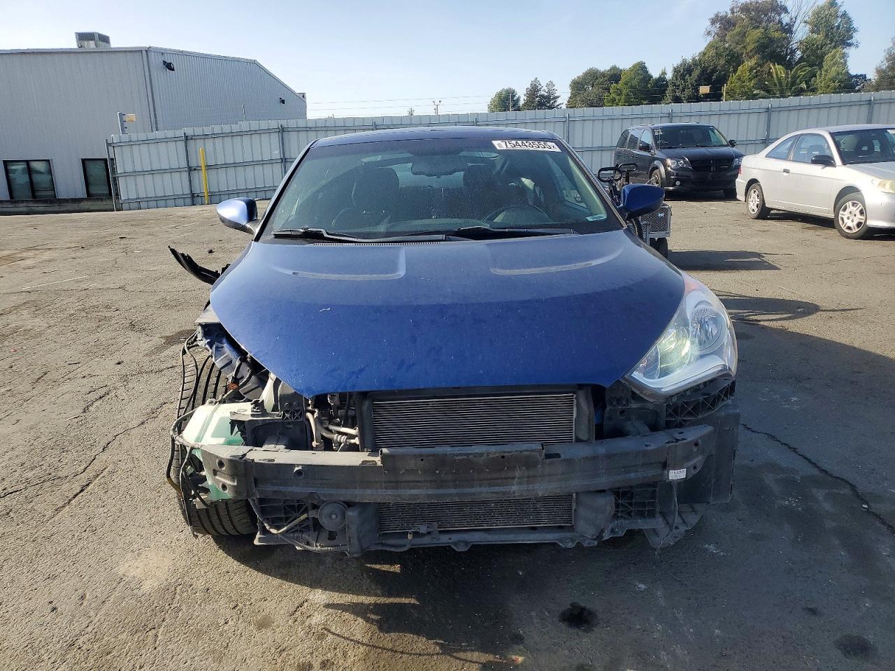 2017 Hyundai Veloster - Image 5