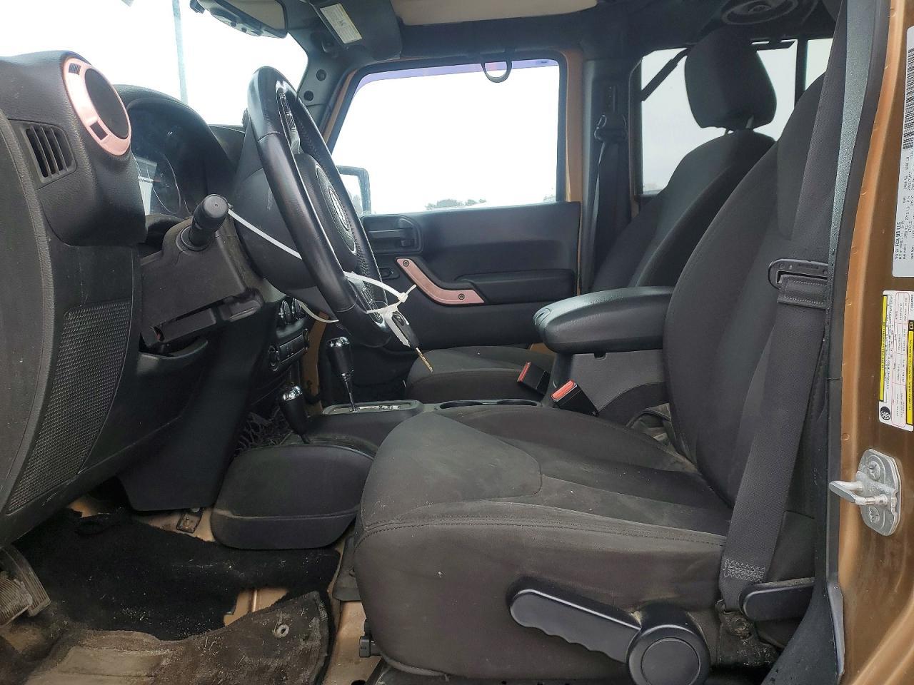 2015 Jeep Wrangler Unlimited Sport - Image 7