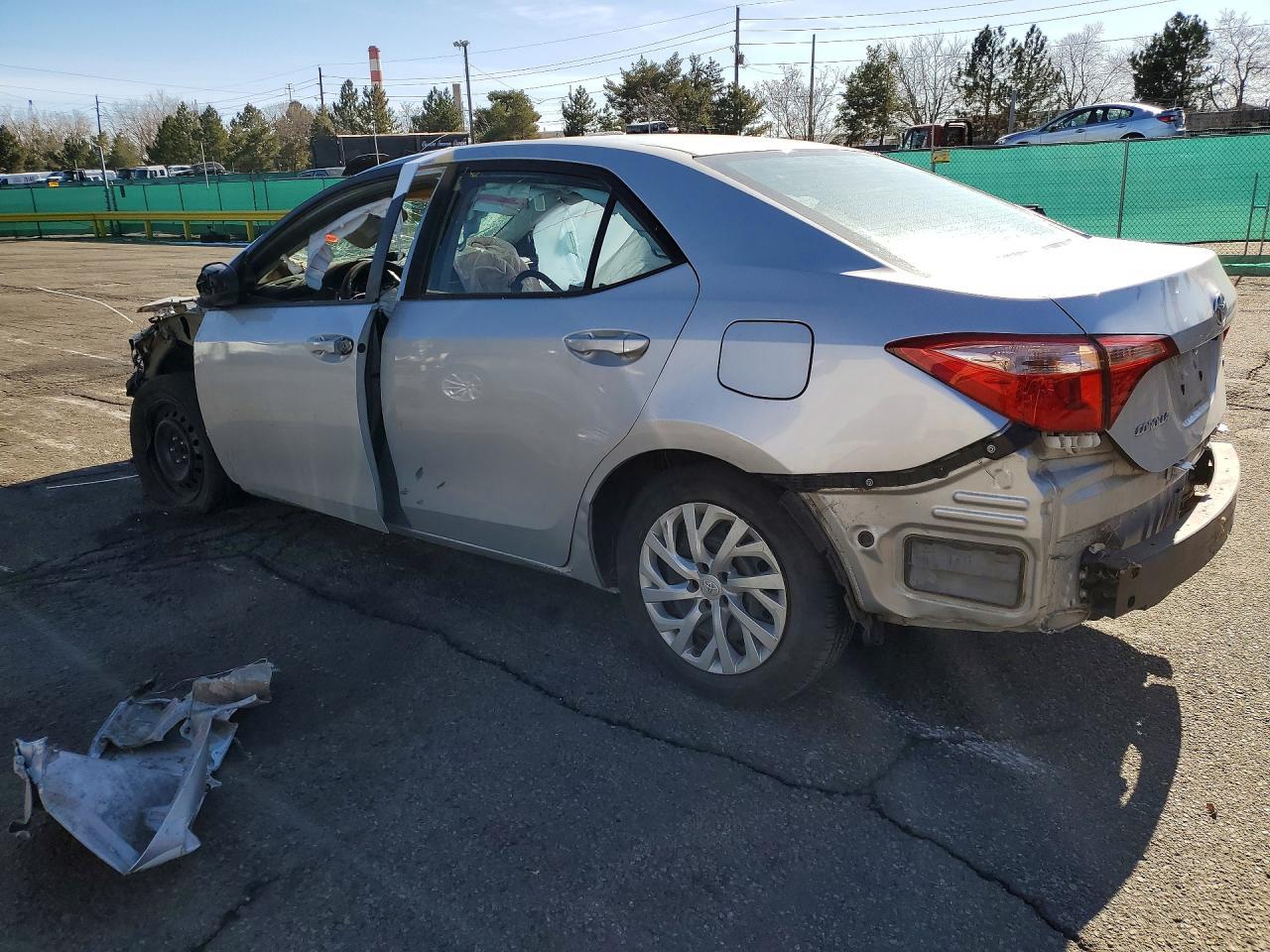 2018 Toyota Corolla L - Фото 2