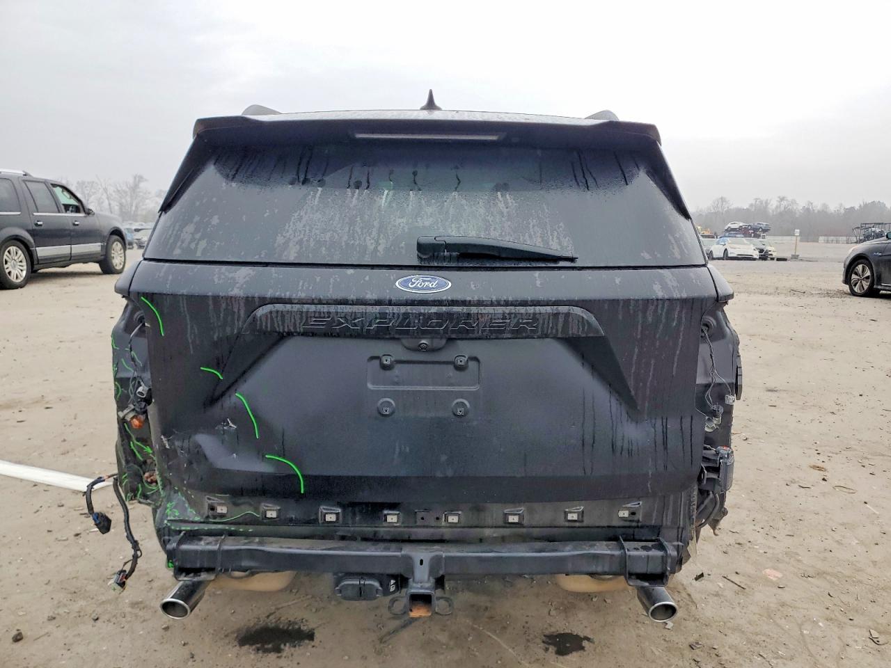 2022 Ford Explorer St-Line - Фото 6