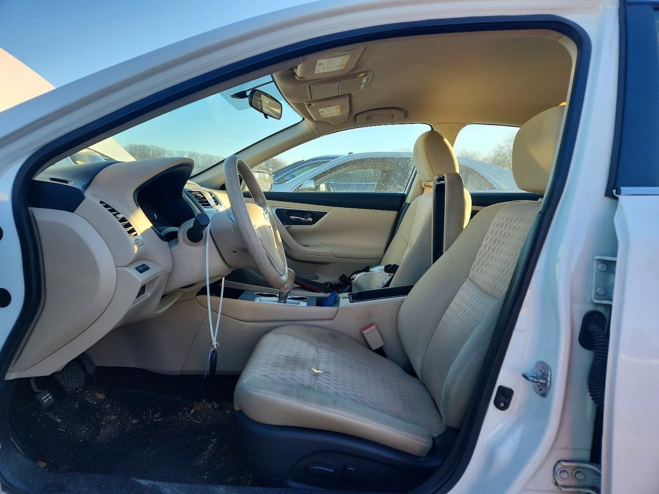2016 Nissan Altima 2.5 - Image 7