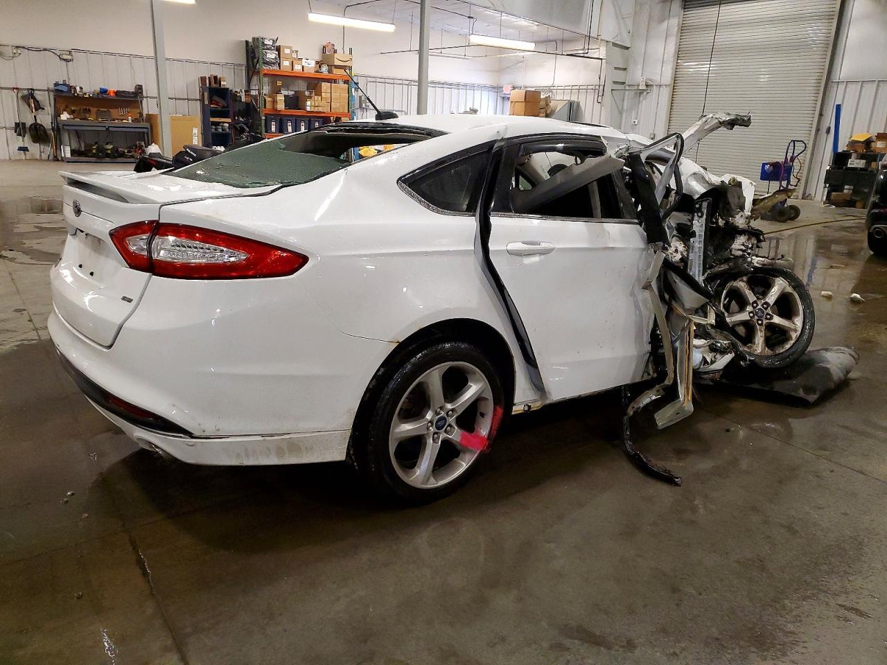 2015 Ford Fusion Se - Фото 3