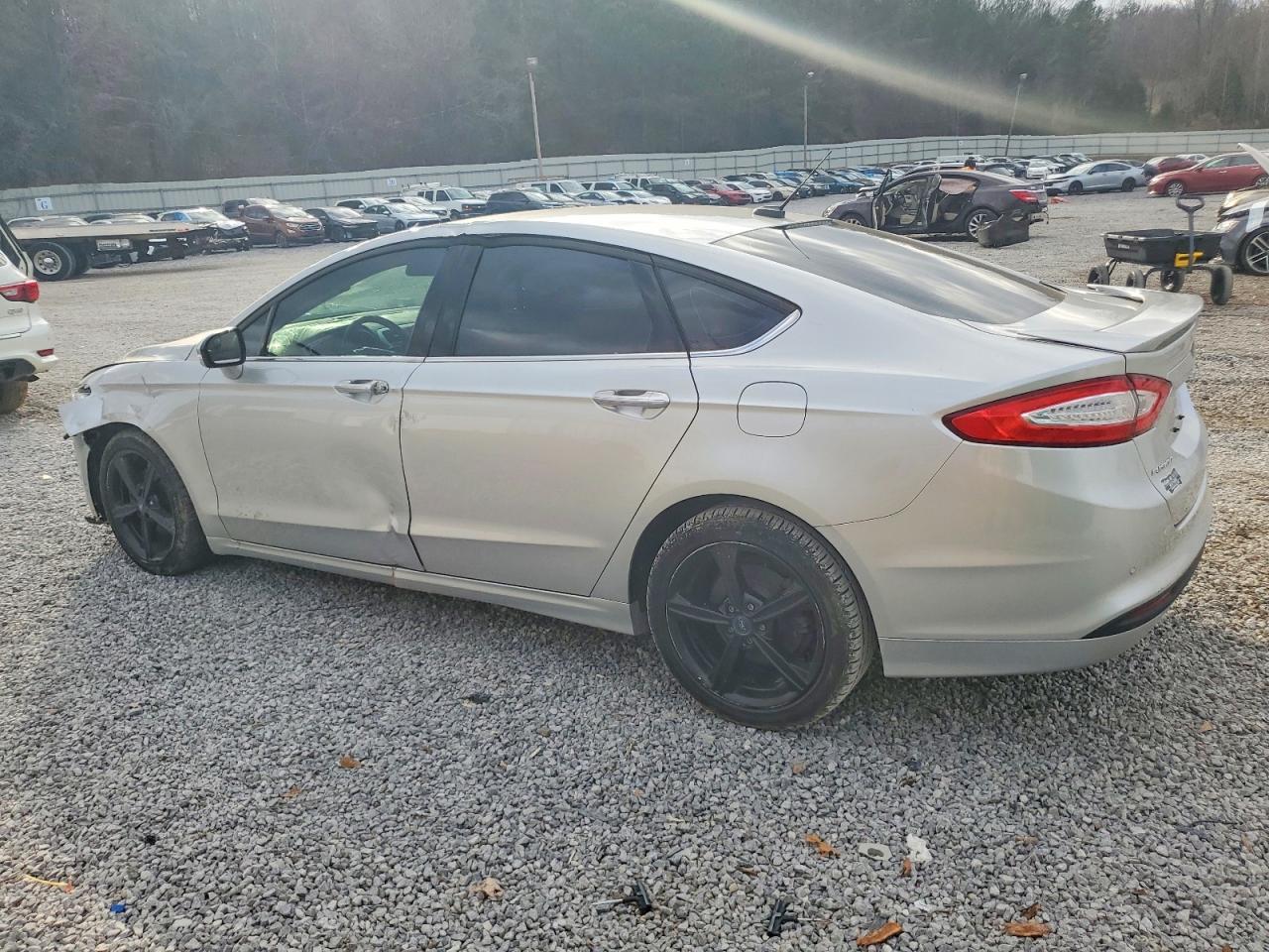 2016 Ford Fusion Se - Фото 2