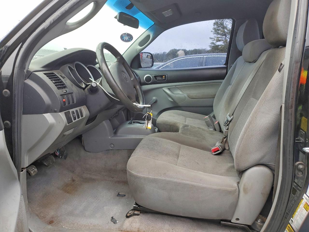 2011 Toyota Tacoma - Image 7