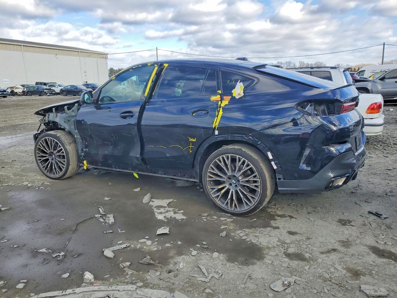 2024 BMW X6 xDrive40I - Фото 2