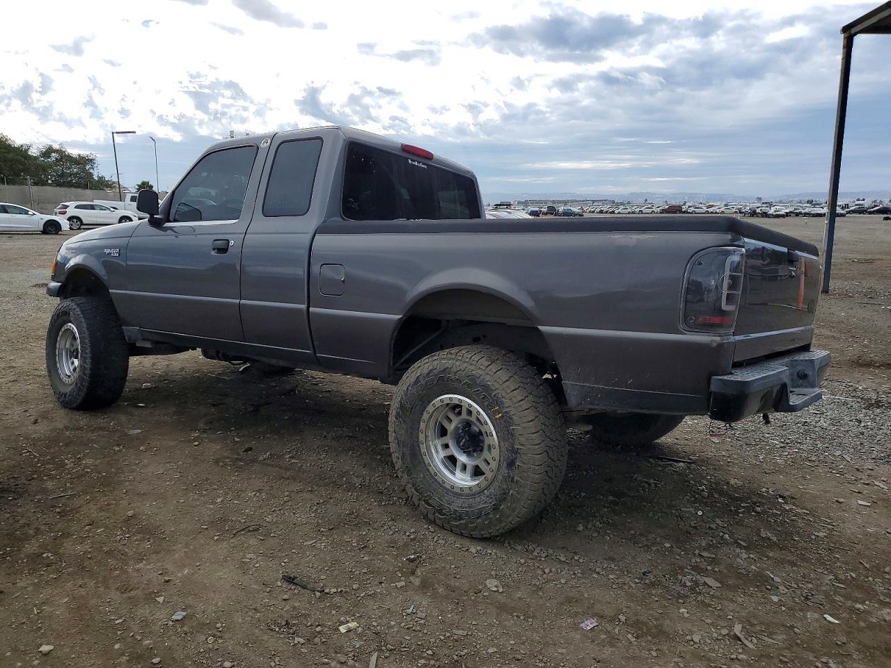 2005 Ford Ranger Super Cab - Фото 2