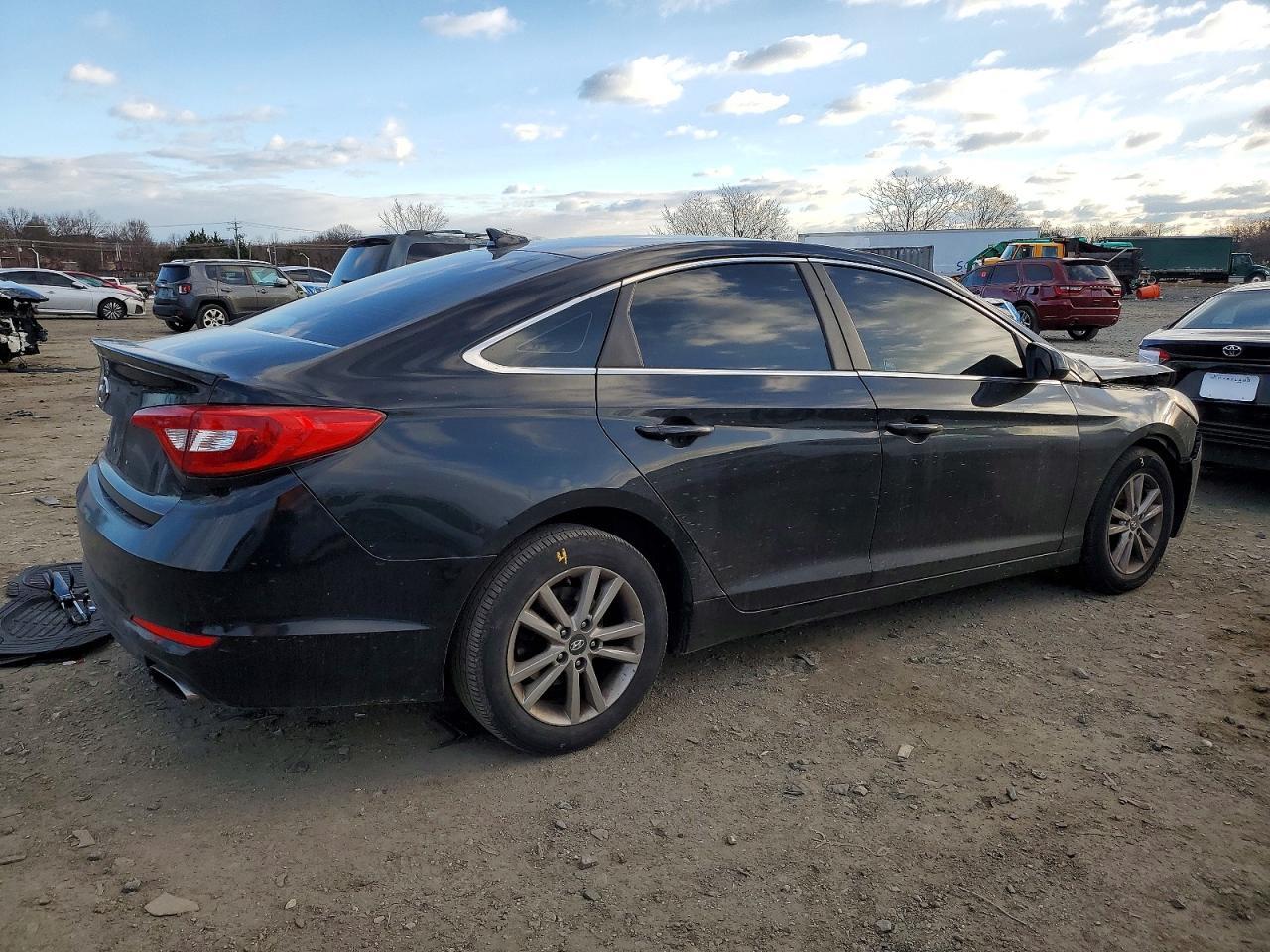 2016 Hyundai Sonata Se - Фото 3