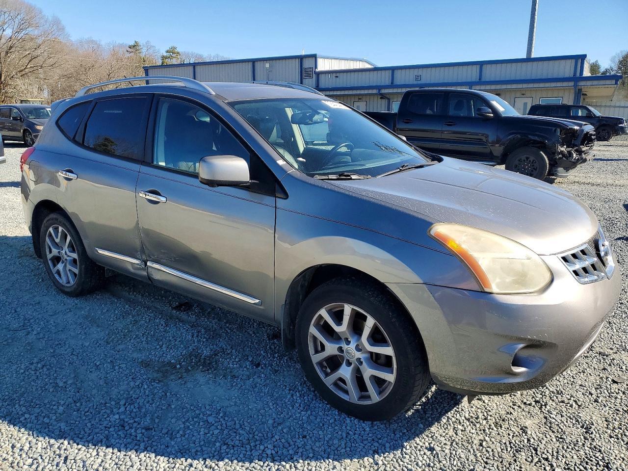 2012 Nissan Rogue S - Image 4