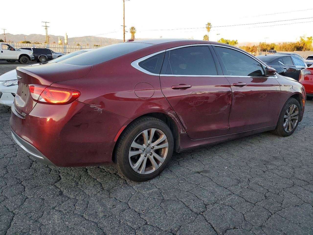 2015 Chrysler 200 Limited - Image 3