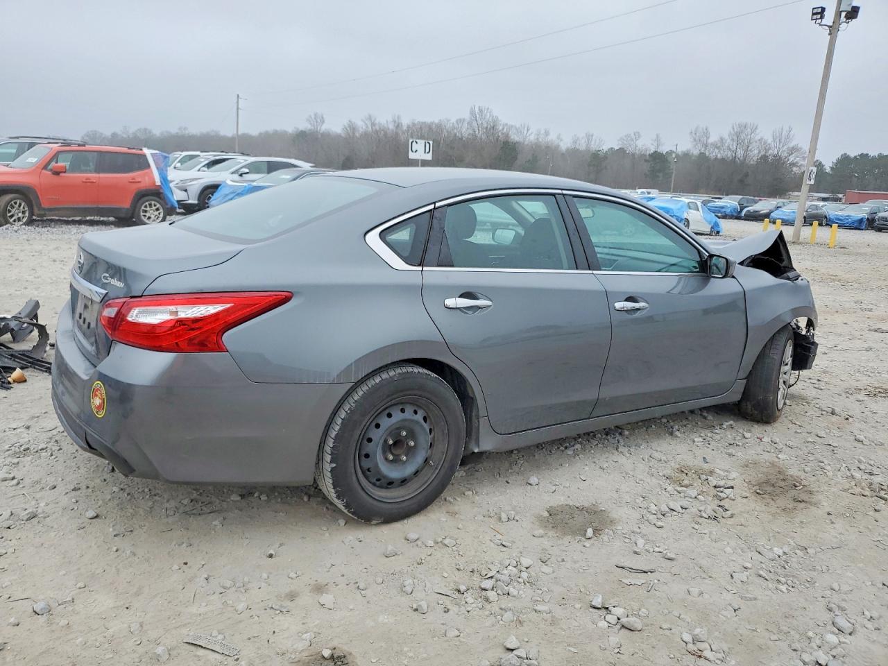 2017 Nissan Altima 2.5 - Фото 3