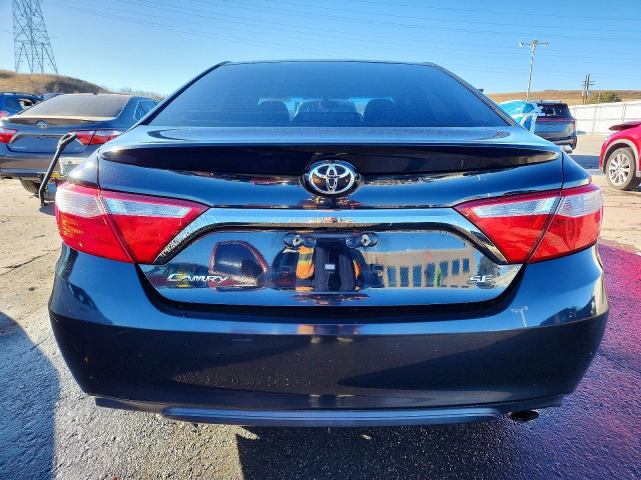 2016 Toyota Camry Se - Фото 6