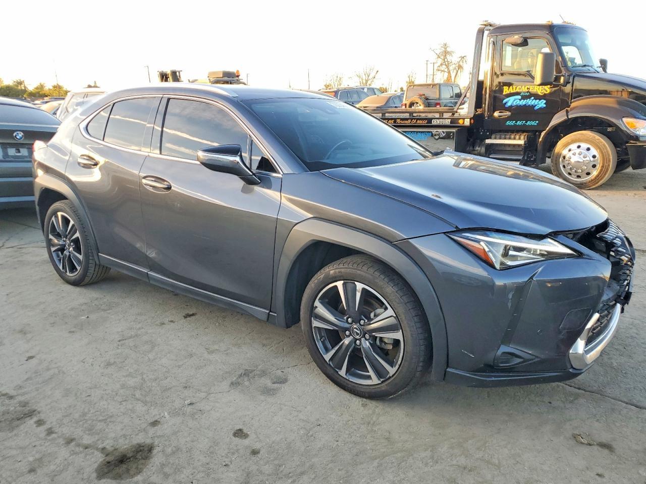 2022 Lexus Ux 200 Base - Image 4