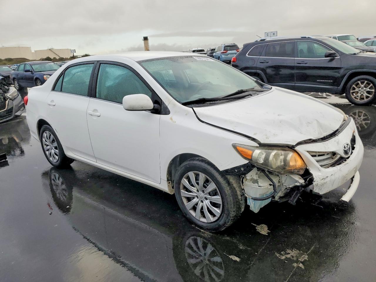2013 Toyota Corolla Base - Фото 4