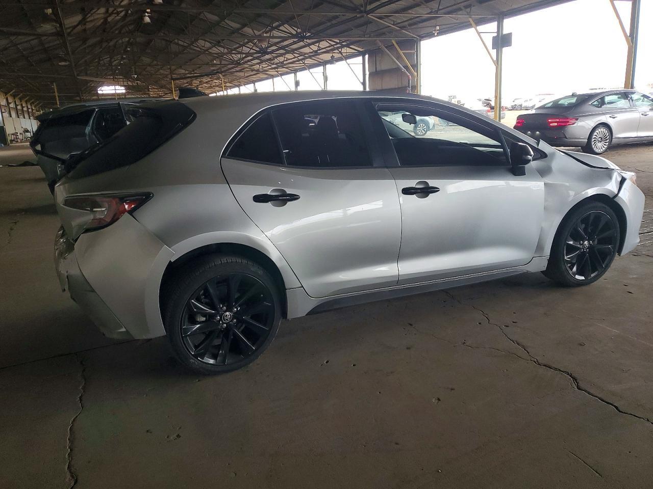 2021 Toyota Corolla Se - Фото 3