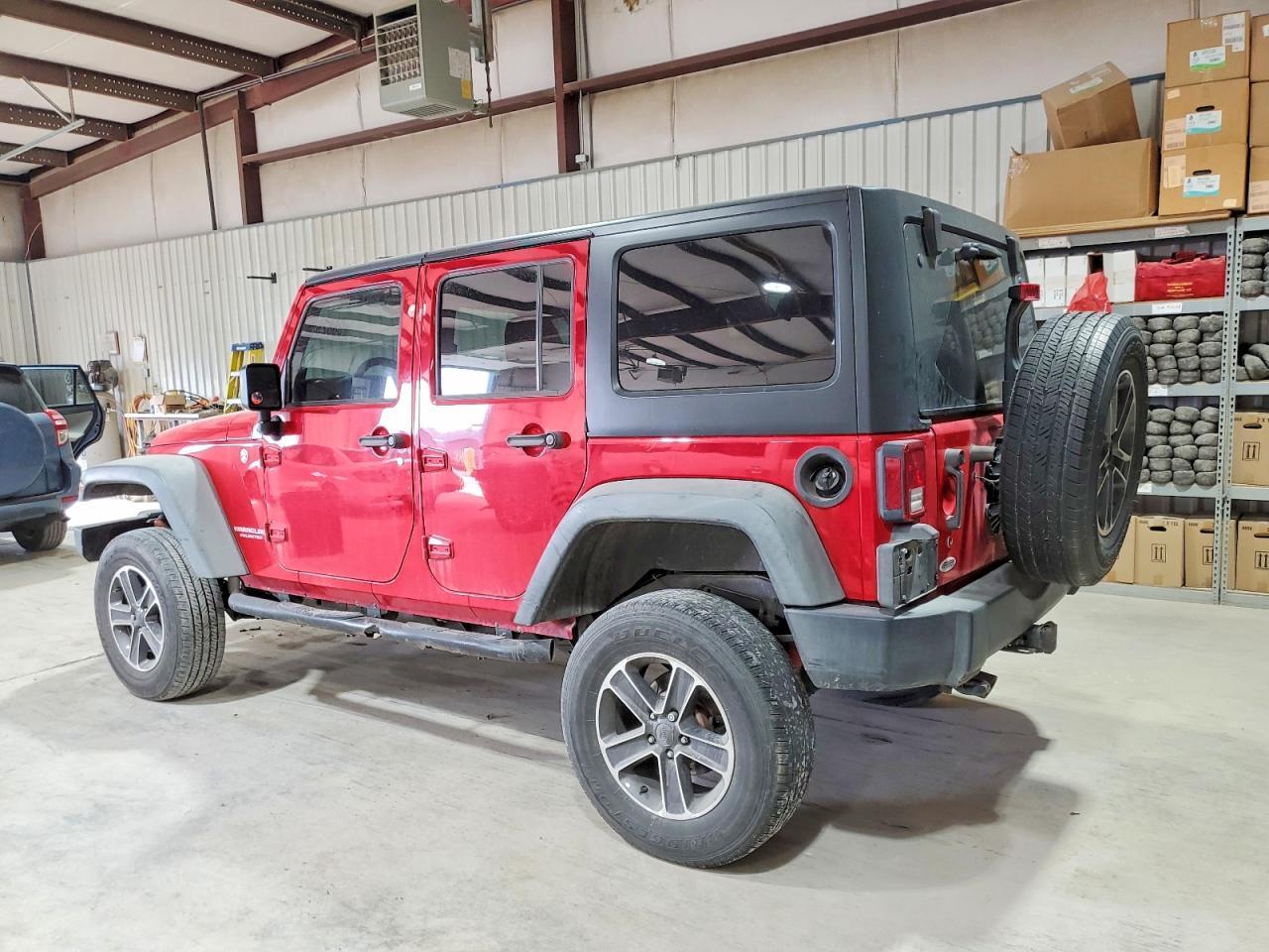 2011 Jeep Wrangler Unlimited Sport - Фото 2