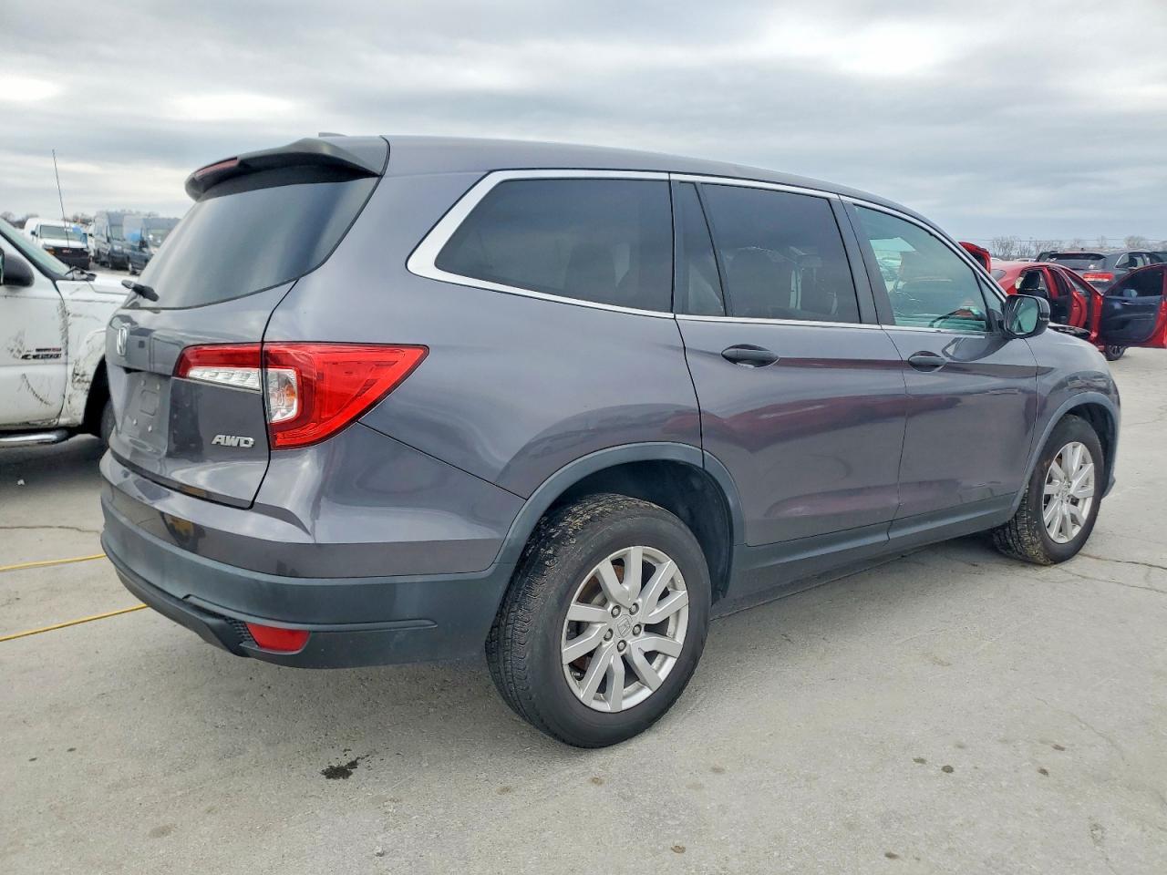 2019 Honda Pilot Lx - Фото 3
