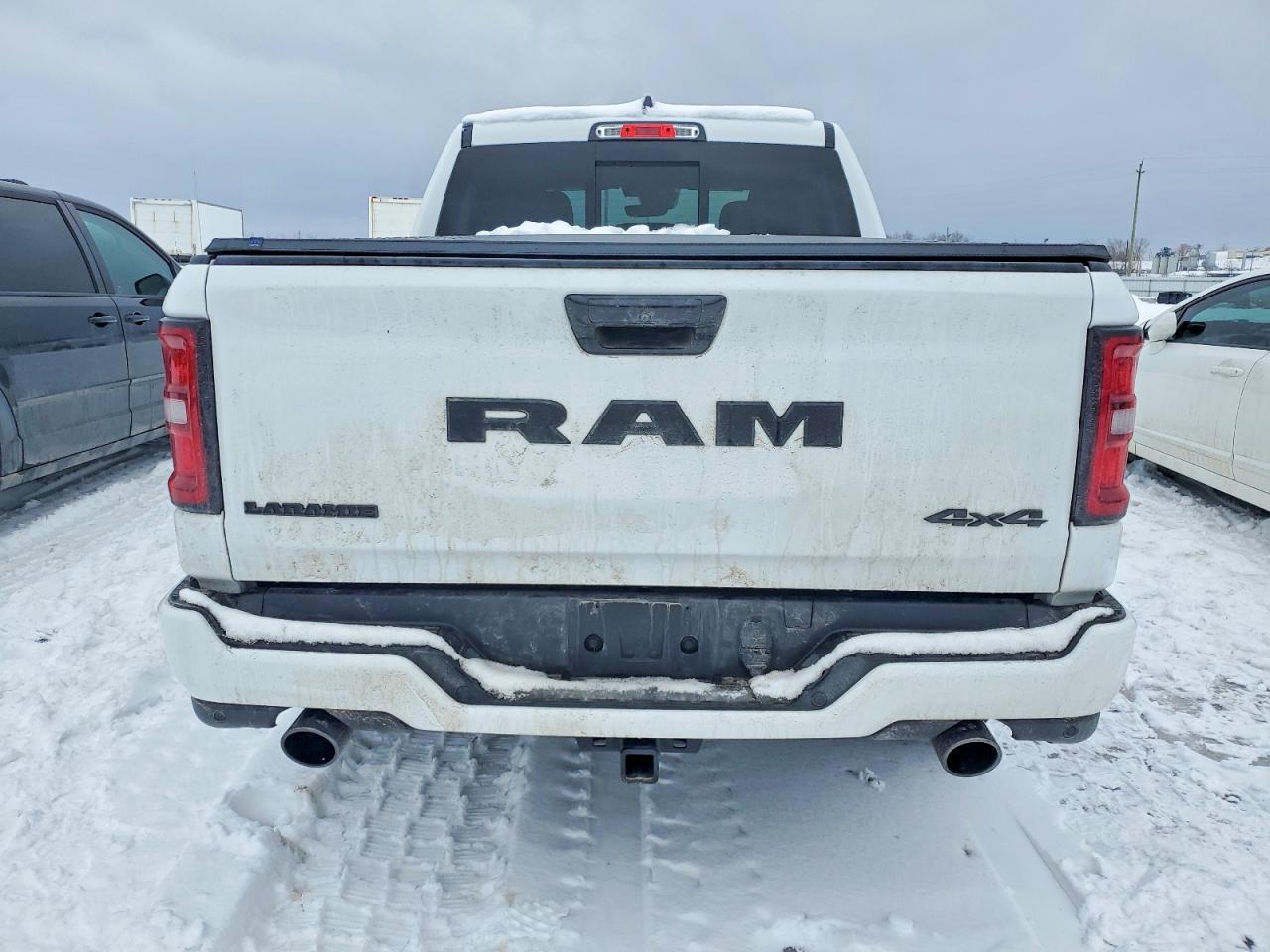 2026 Ram 1500 Laramie - Фото 6
