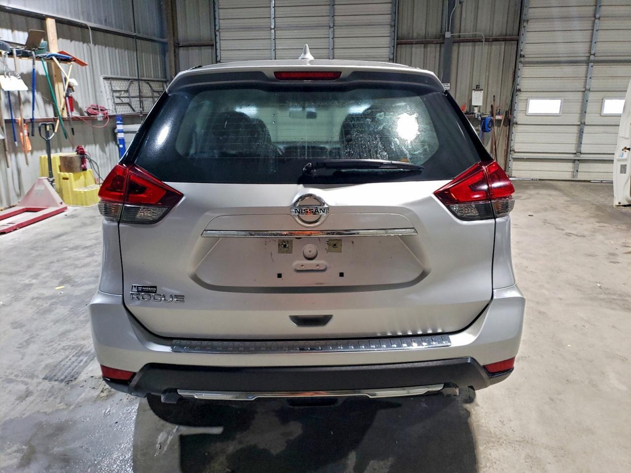 2018 Nissan Rogue S - Фото 6