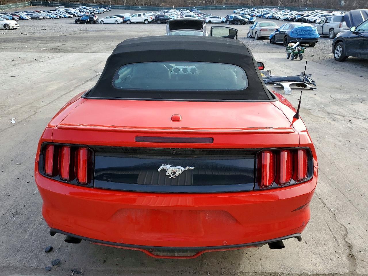 2017 Ford Mustang - Фото 6