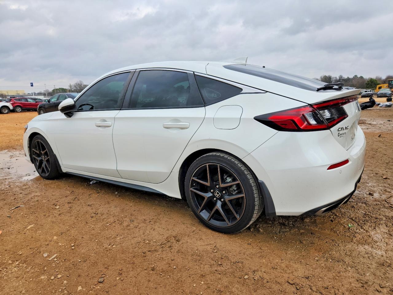 2023 Honda Civic Sport Touring - Image 2