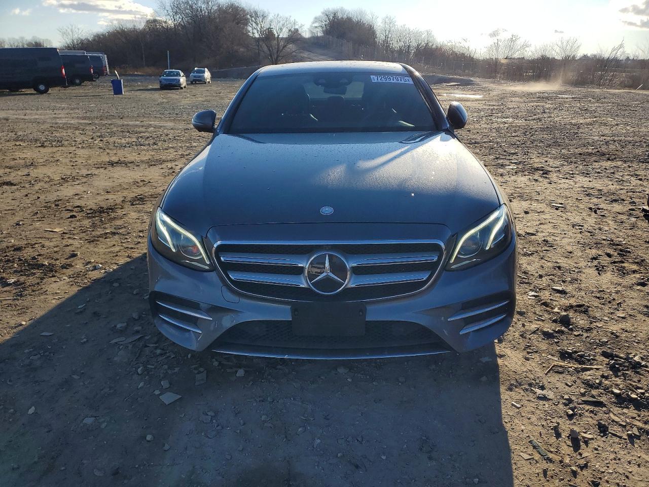 2017 Mercedes-Benz E 300 4Matic - Image 5