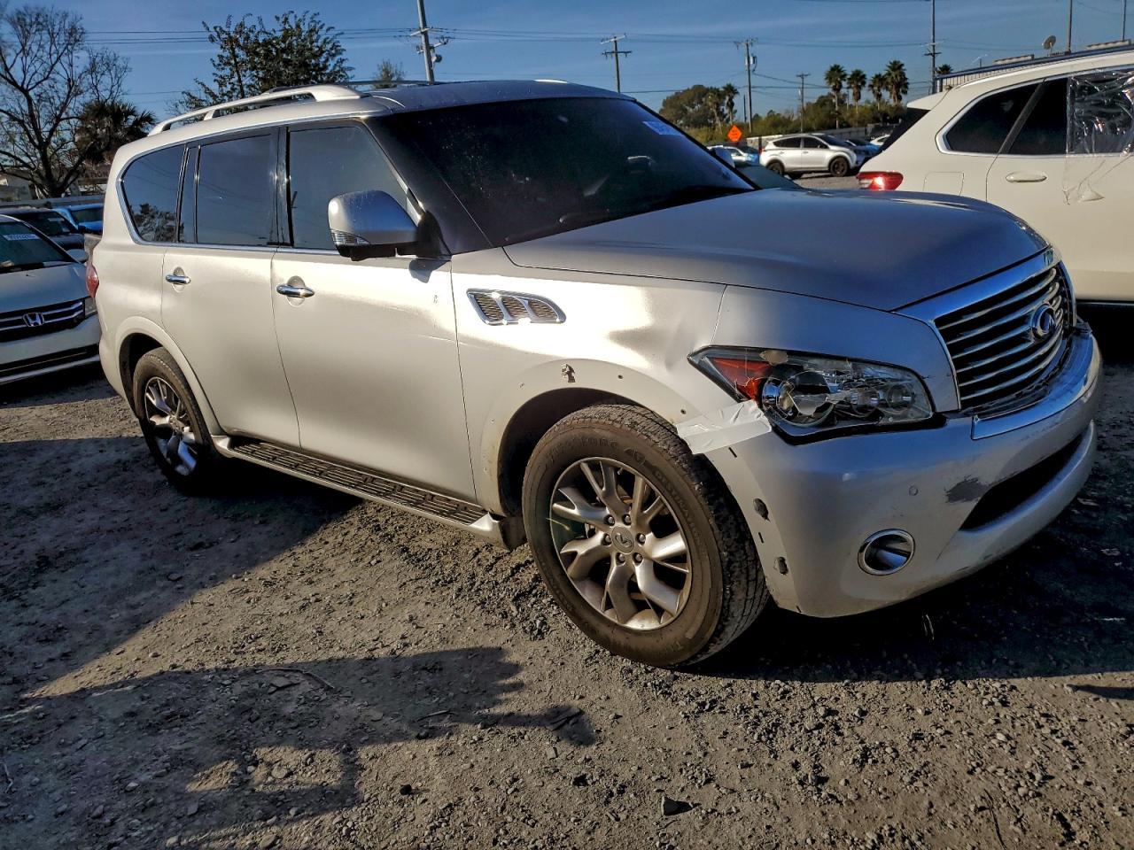 2013 Infiniti Qx56 - Image 4