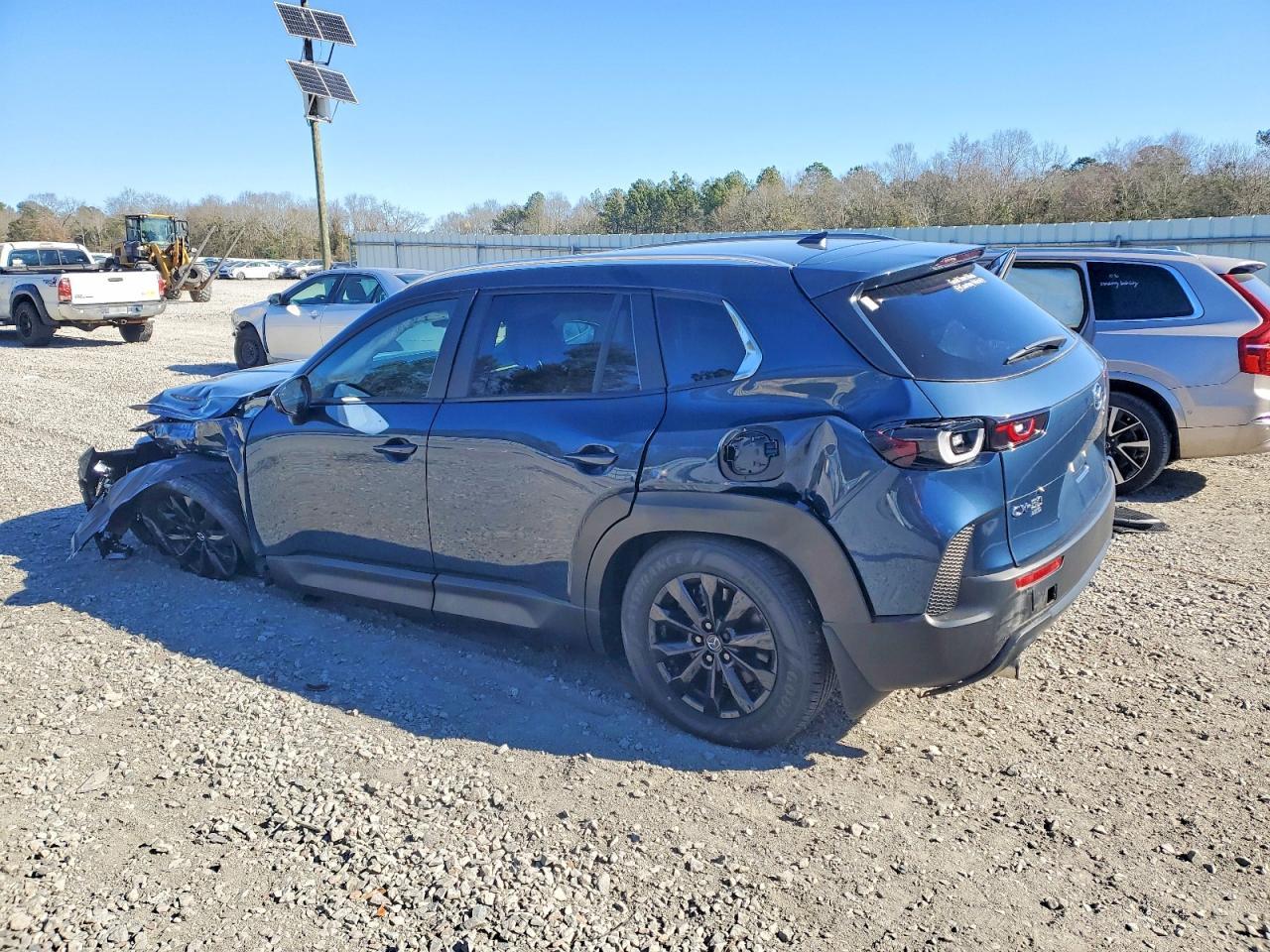2025 Mazda Cx-50 Premium - Image 2
