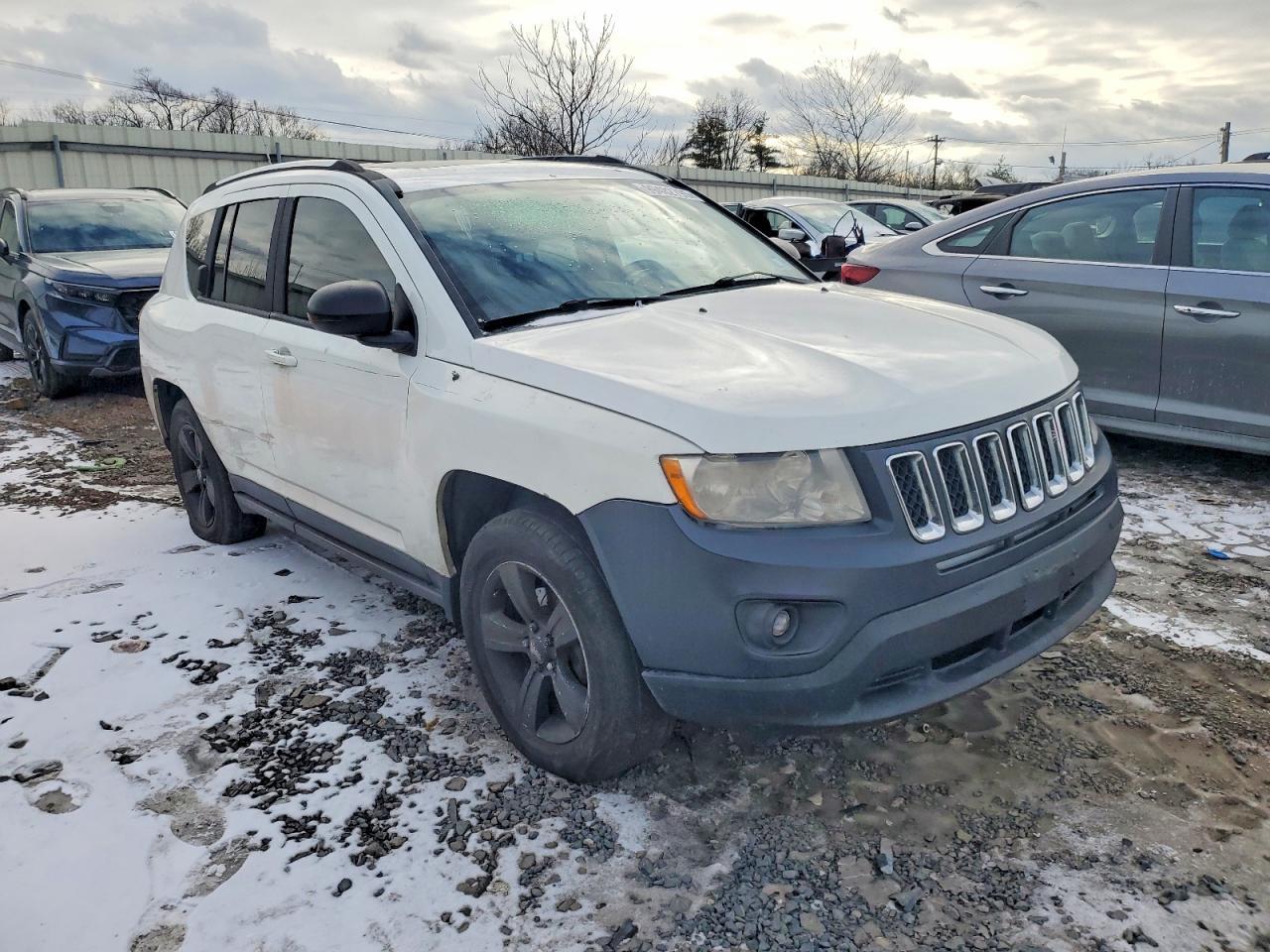 2011 Jeep Compass Sport - Фото 4