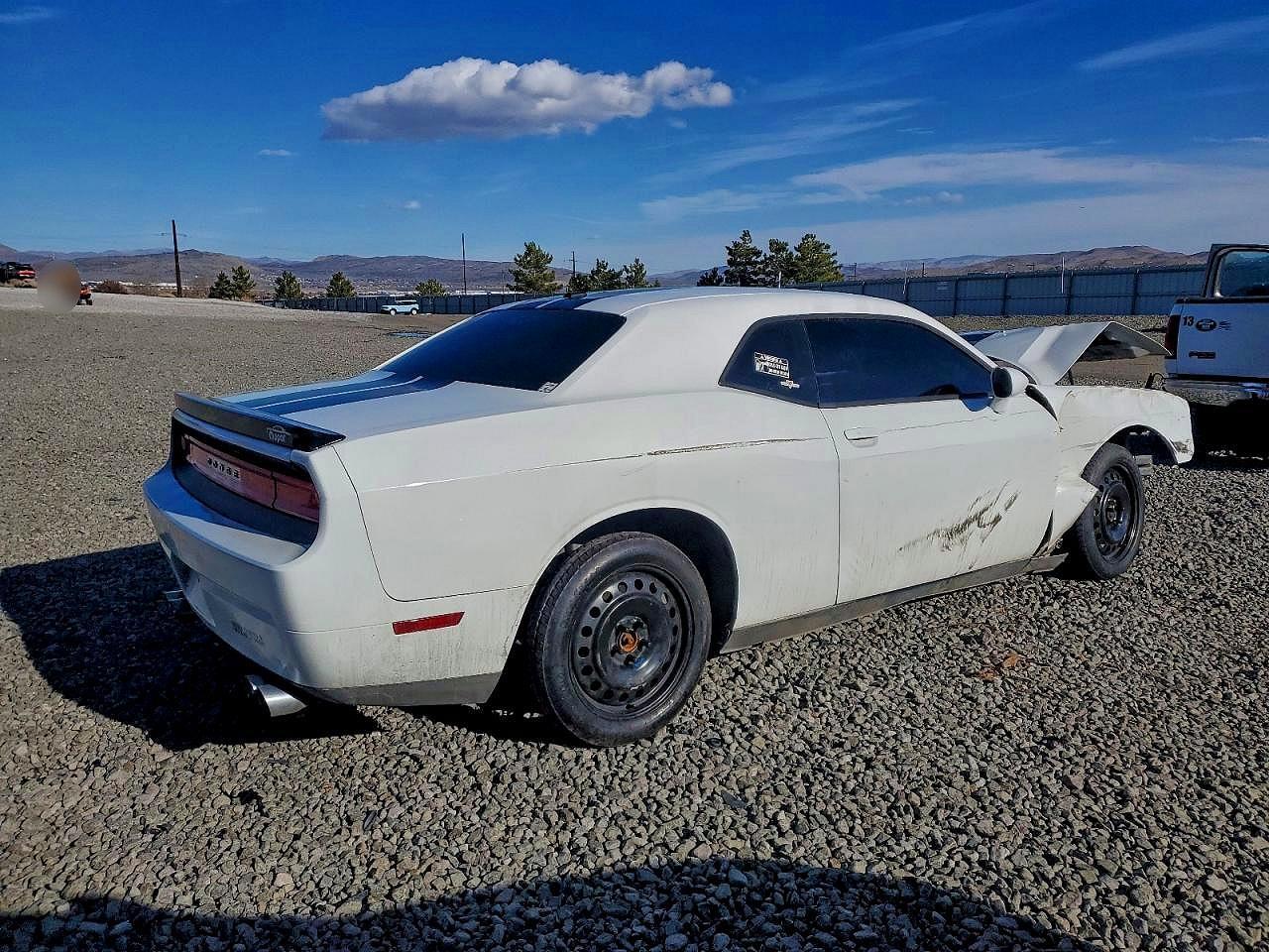 2011 Dodge Challenger - Фото 3