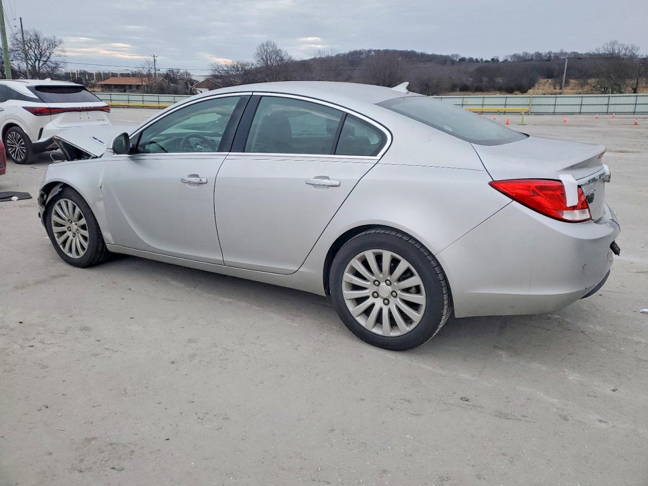 2012 Buick Regal Premium - Фото 2
