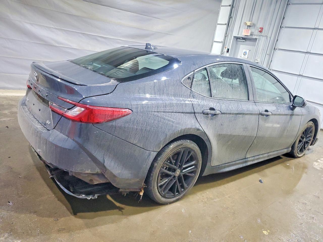 2025 Toyota Camry Xse - Фото 3