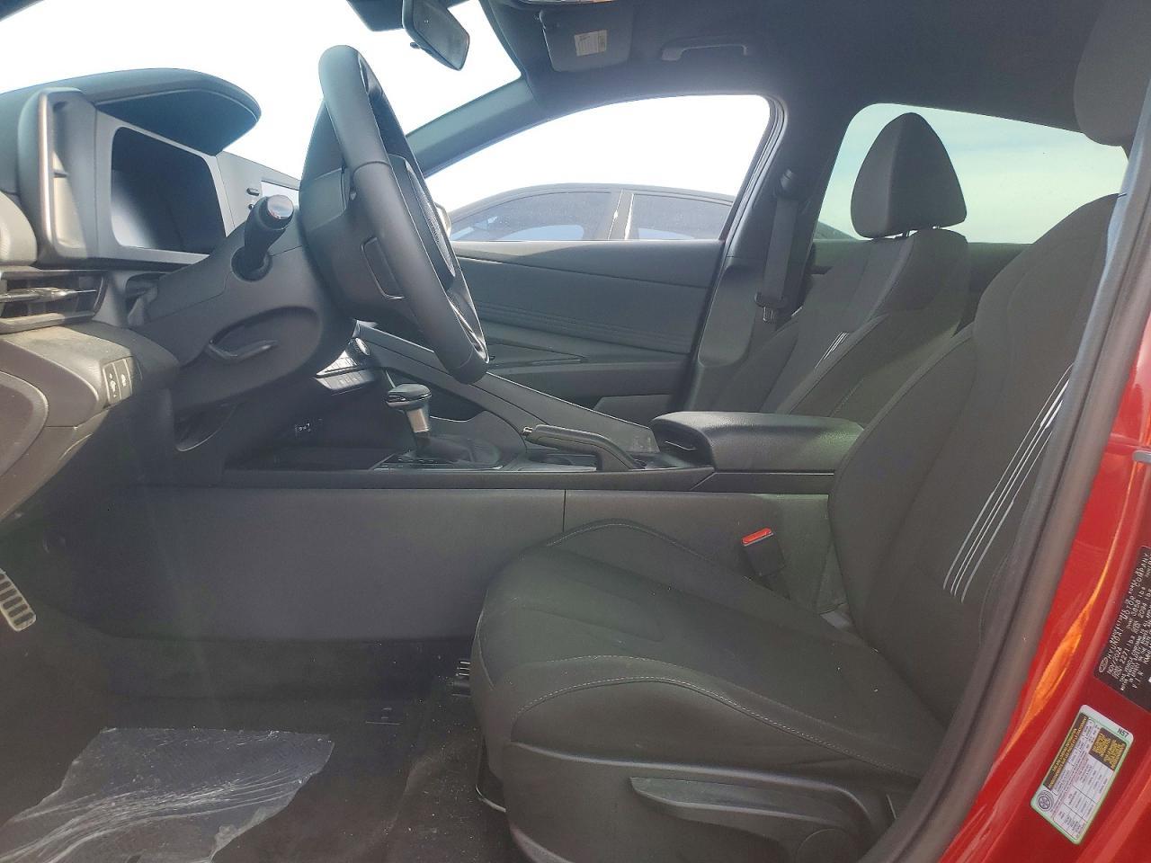 2025 Hyundai Elantra Sel Sport - Фото 7
