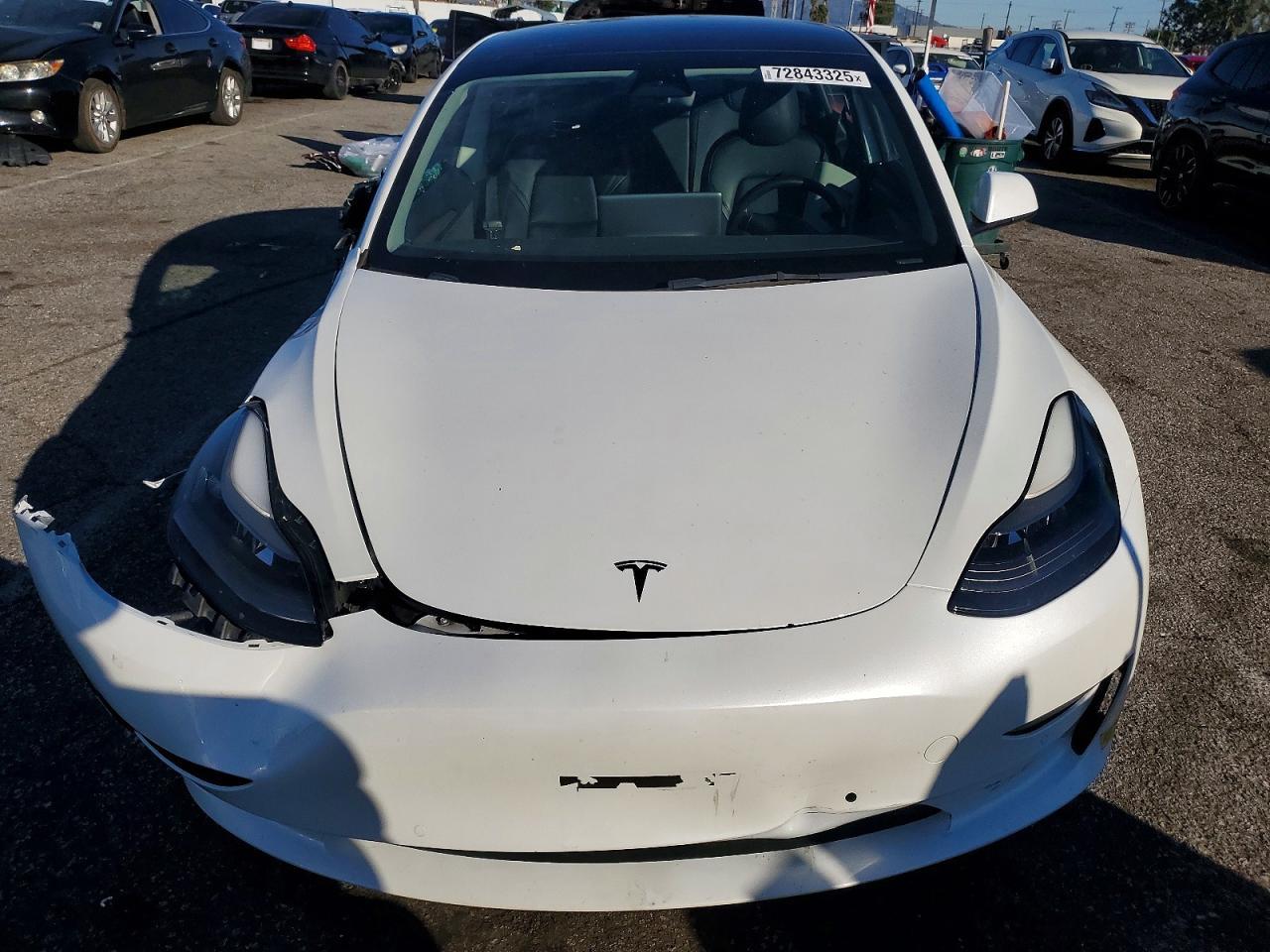 2022 Tesla Model 3 - Фото 5