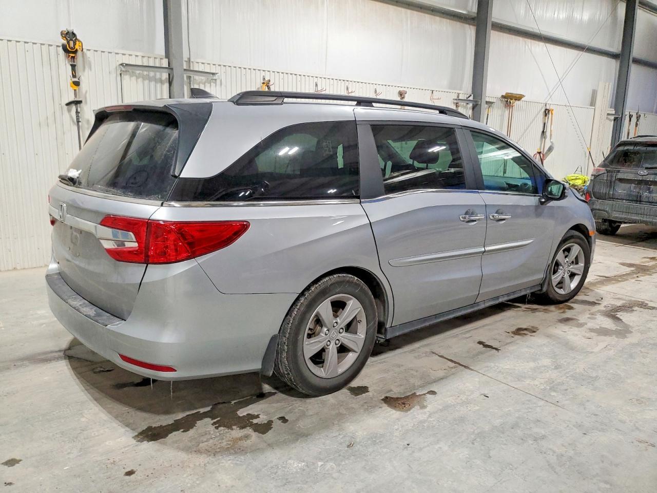 2020 Honda Odyssey Exl - Image 3