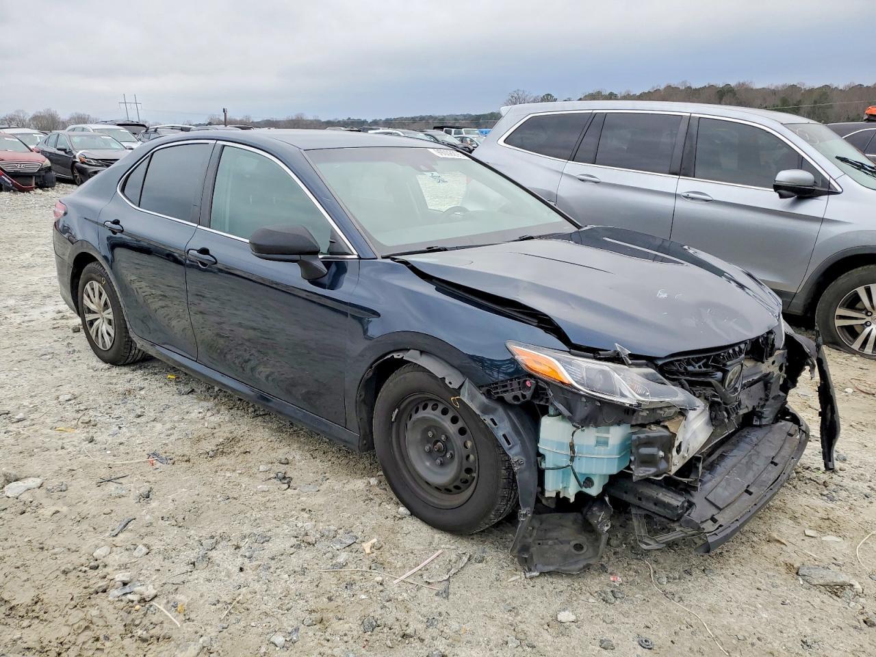 2018 Toyota Camry L - Image 4