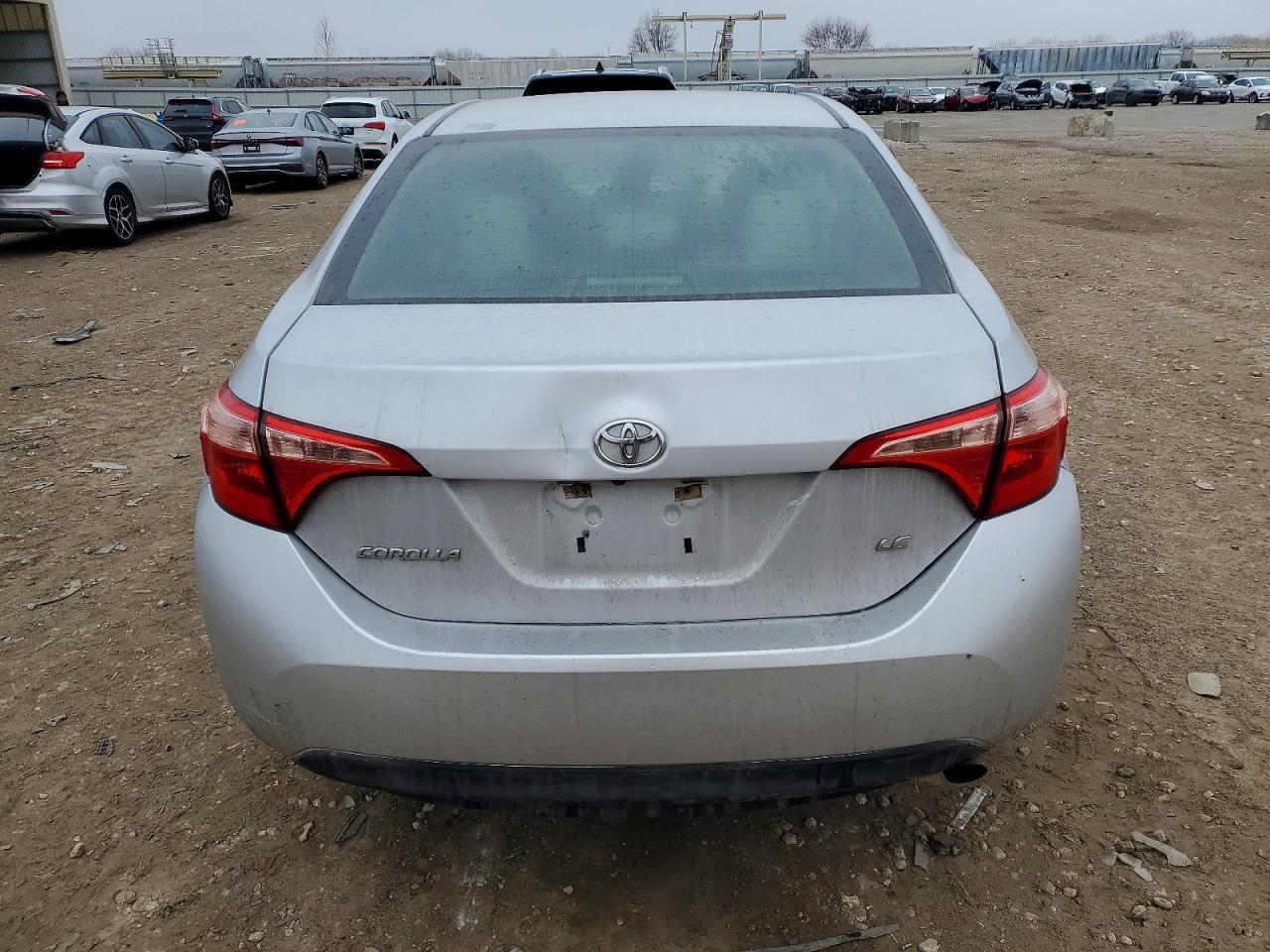 2018 Toyota Corolla L - Image 6