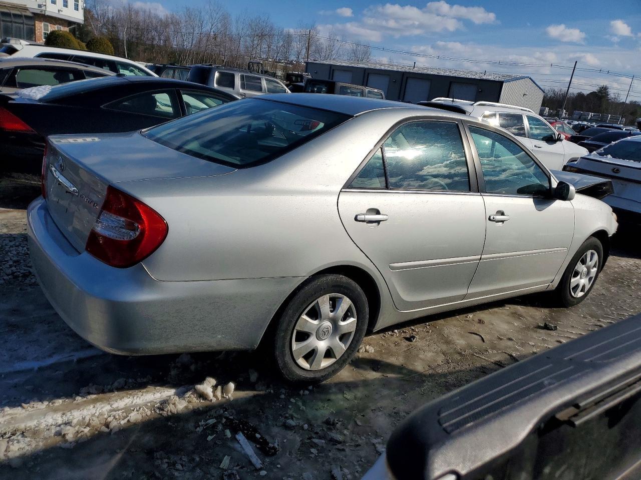 2003 Toyota Camry Le - Image 3