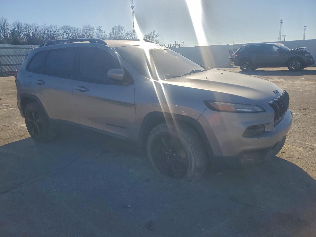 2015 Jeep Cherokee Latitude - Фото 4