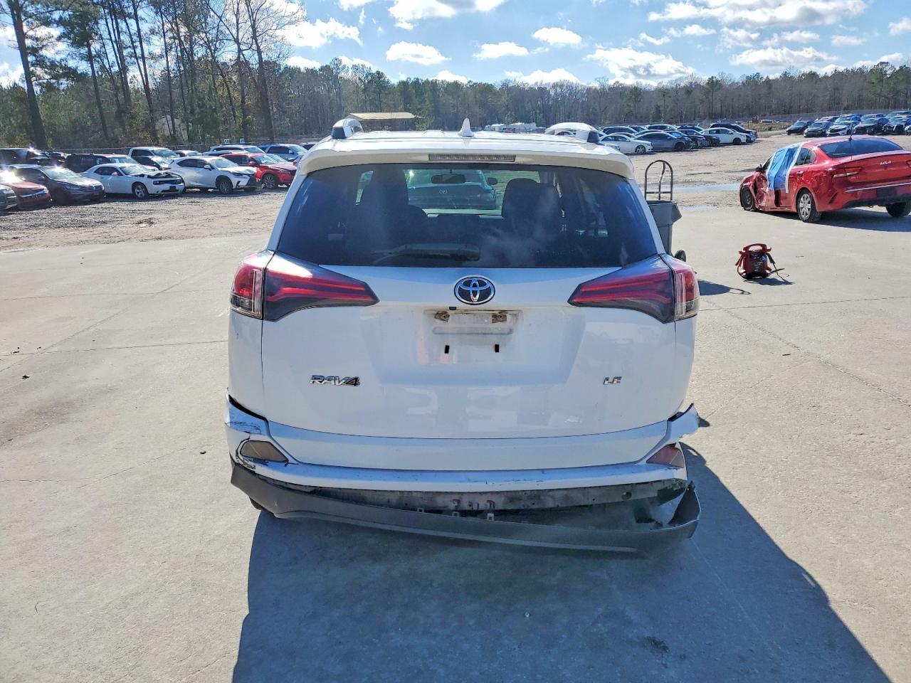 2016 Toyota Rav4 Le - Фото 6