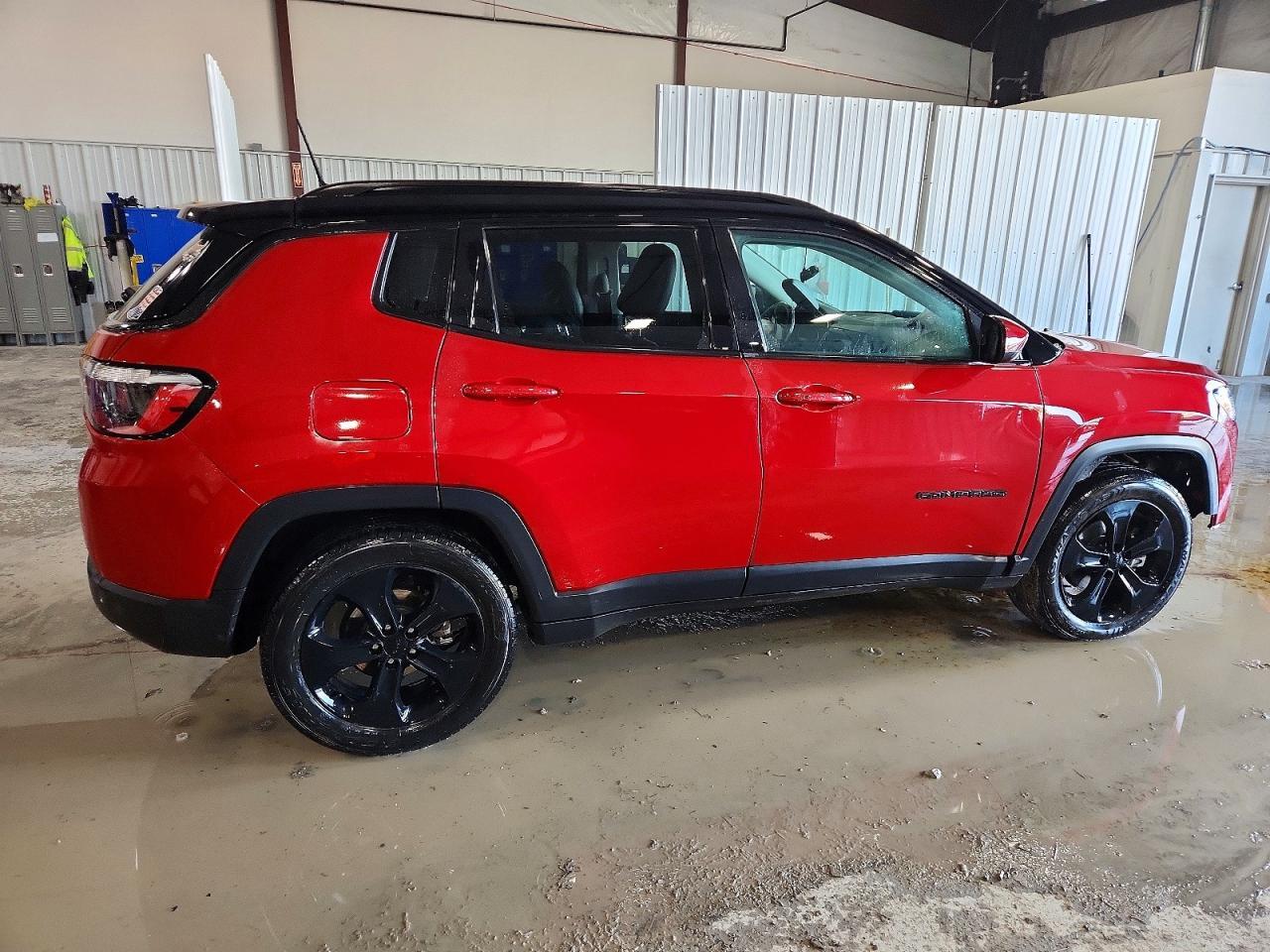2021 Jeep Compass Latitude - Image 3