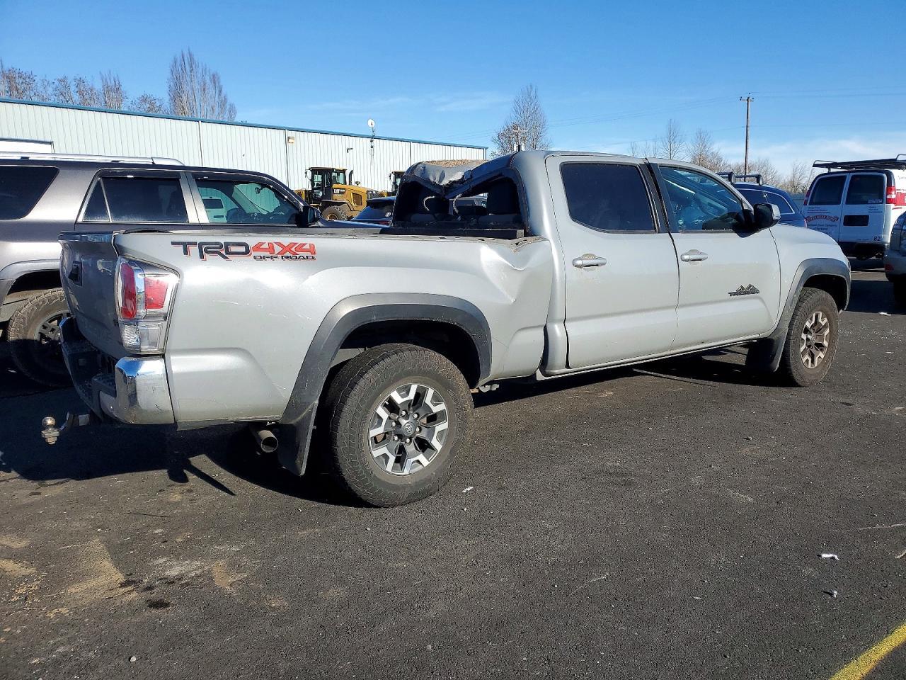2021 Toyota Tacoma - Фото 3