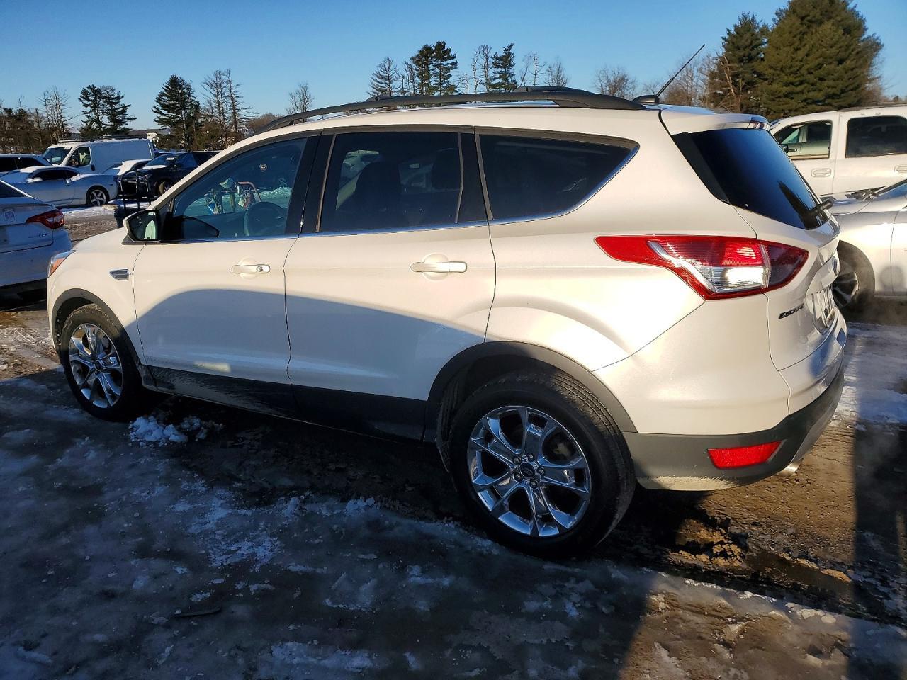 2016 Ford Escape Se - Фото 2