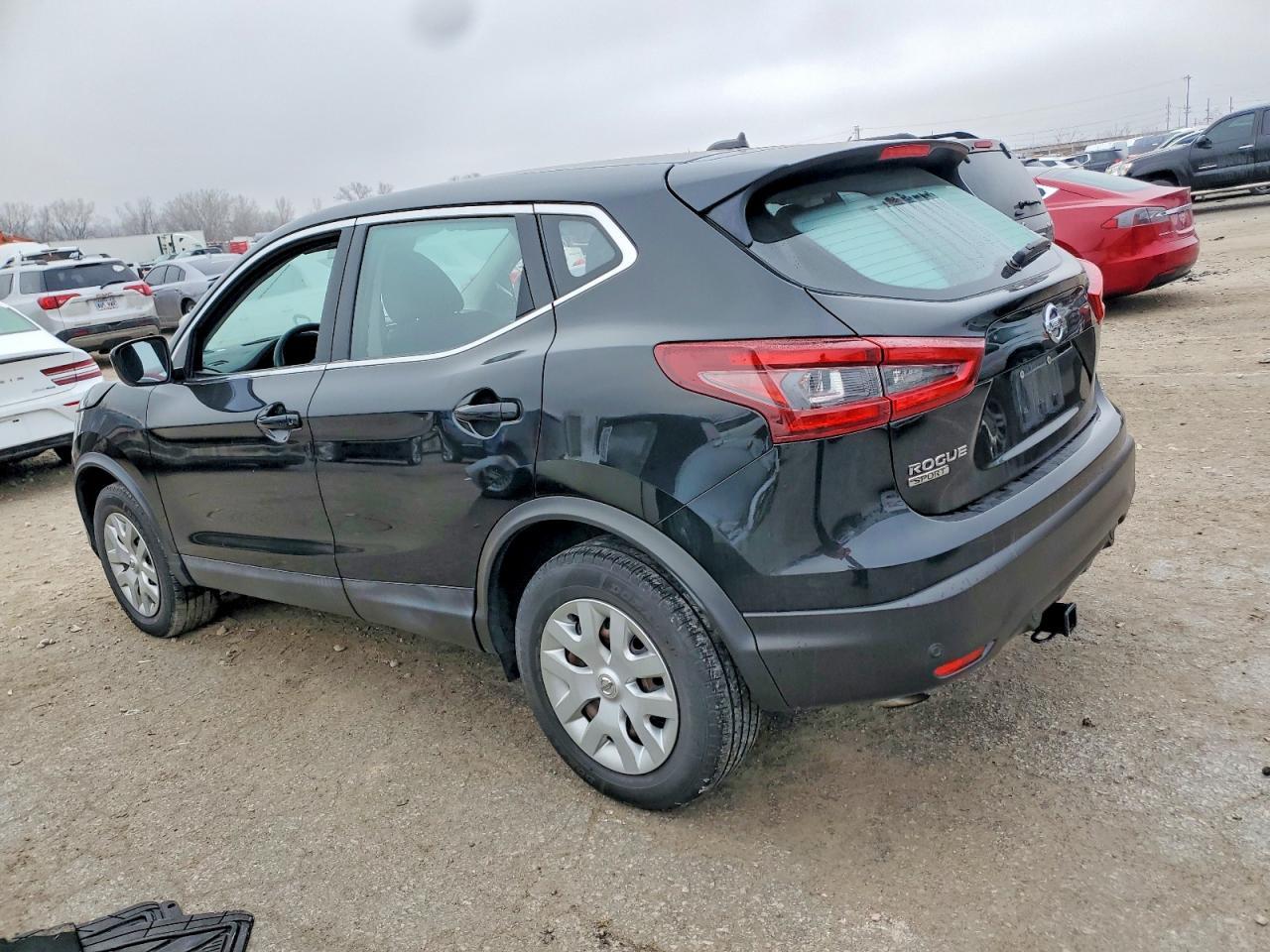 2020 Nissan Rogue Sport S - Image 2