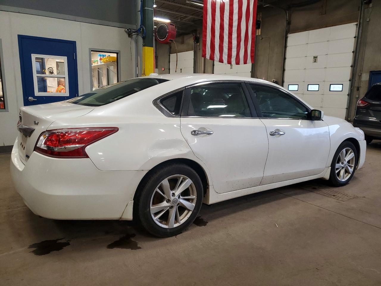 2013 Nissan Altima 2.5 - Фото 3