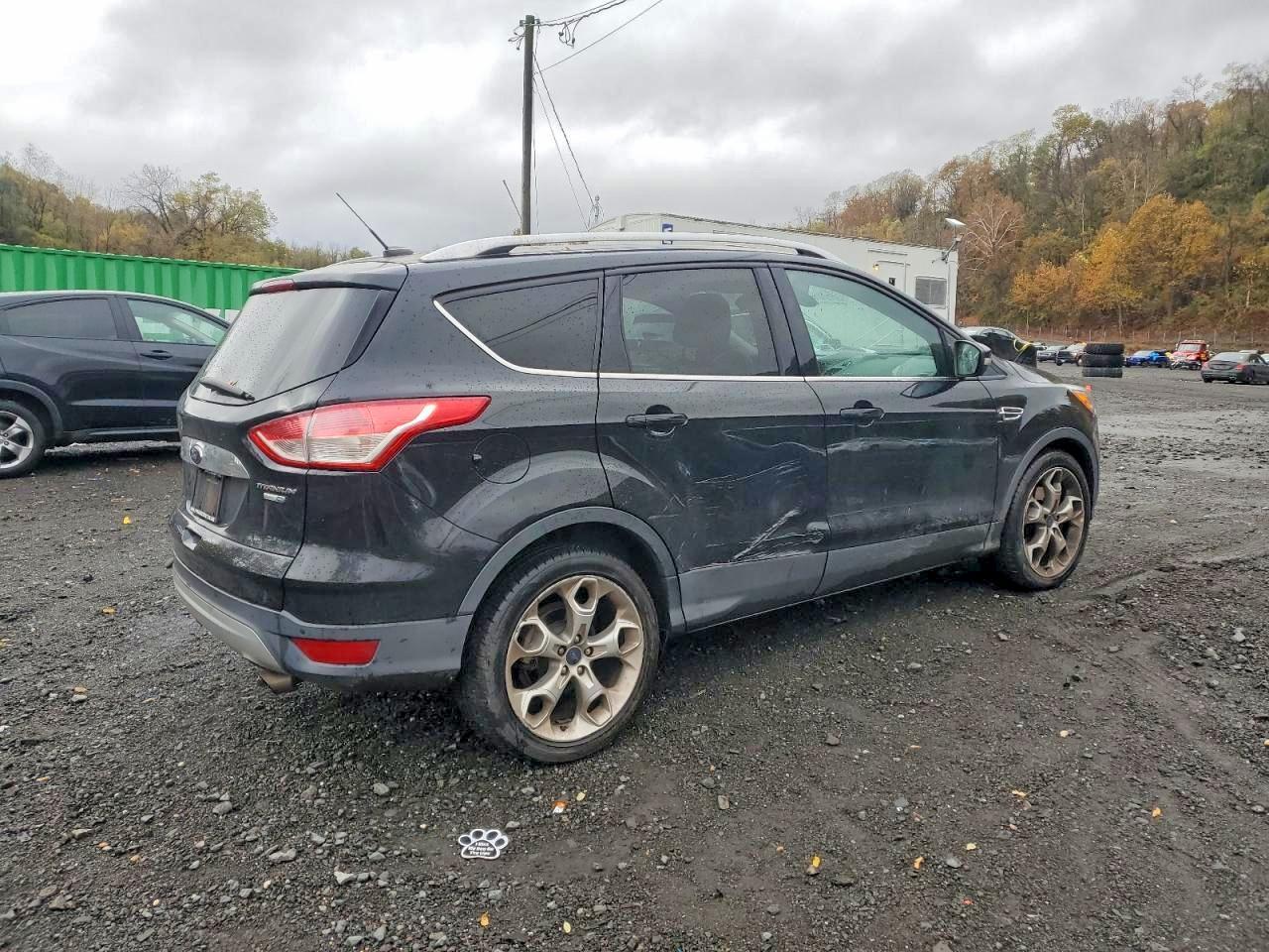 2016 Ford Escape Titanium - Image 3