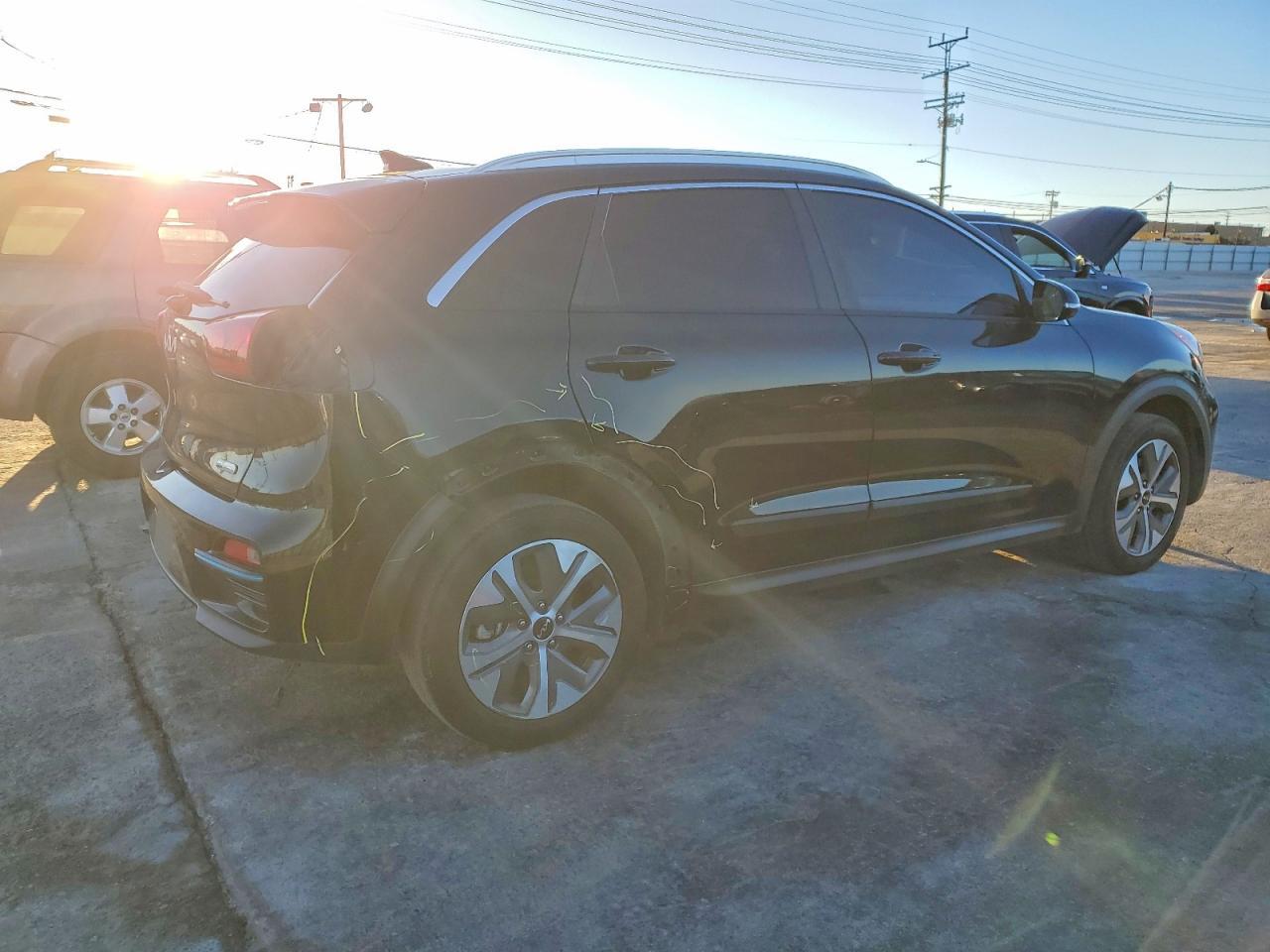 2022 Kia Niro S - Image 3
